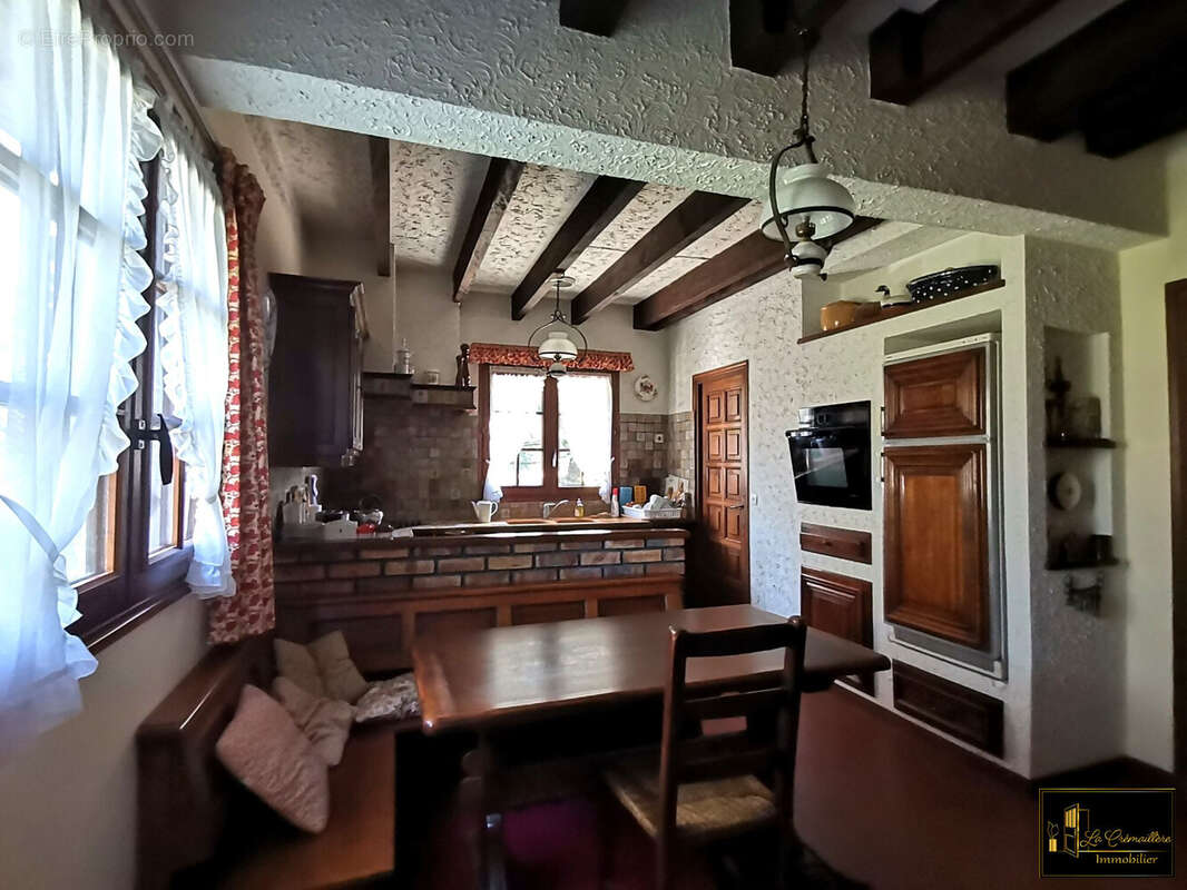 Maison à ROCHEFORT-EN-YVELINES