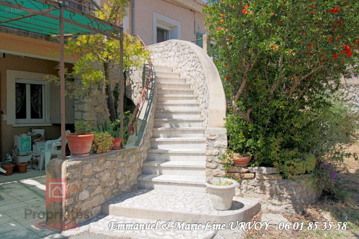Appartement à NOVES