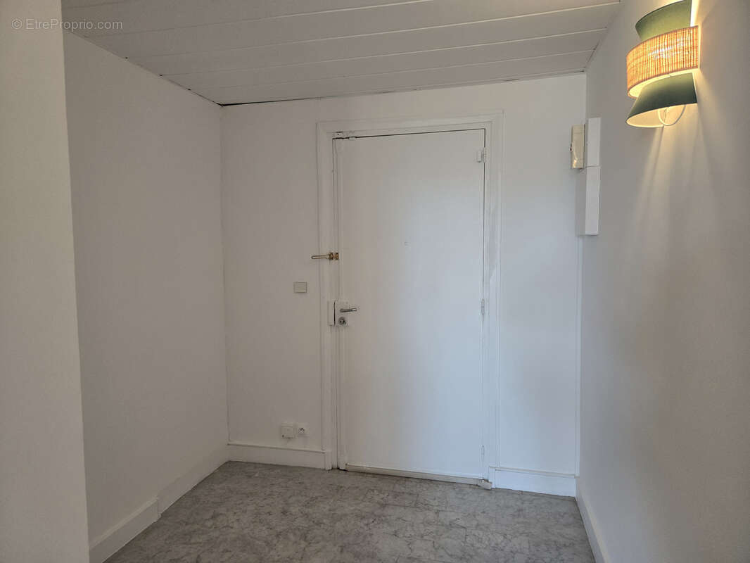 Appartement à MARSEILLE-7E