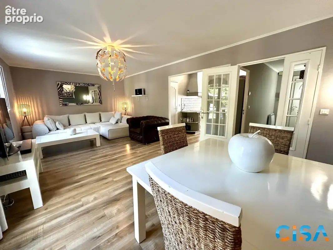 Maison 6 pièces 135 m² à vendre à Chambly (60230) - photo 3