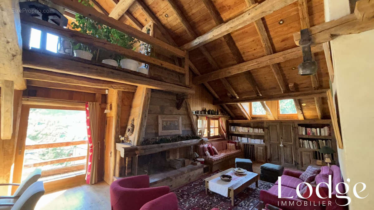 Maison à LA SALLE-LES-ALPES