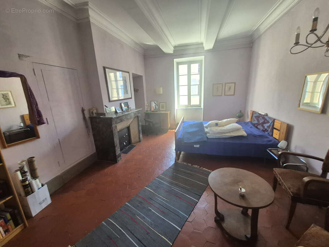 Maison de maître 290 m2 avec 7 chambres, remise et cour   Azille - photo 47