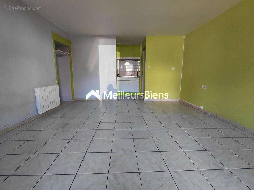 Appartement à FAYL-BILLOT