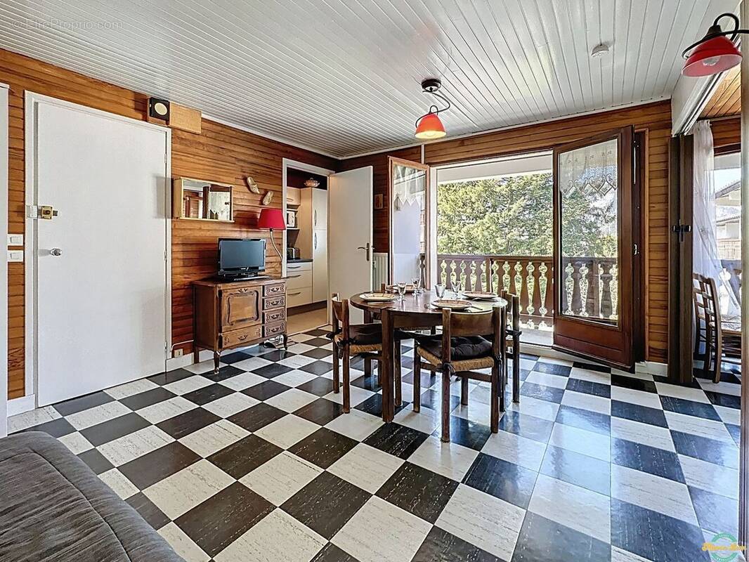 Appartement à ARACHES-LA-FRASSE