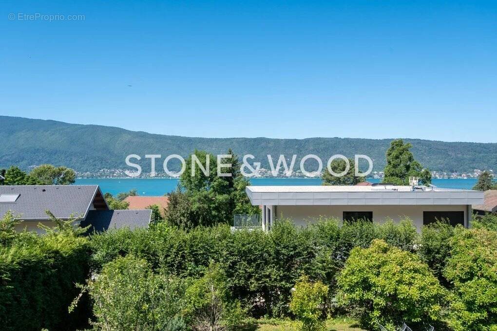 Maison à VEYRIER-DU-LAC