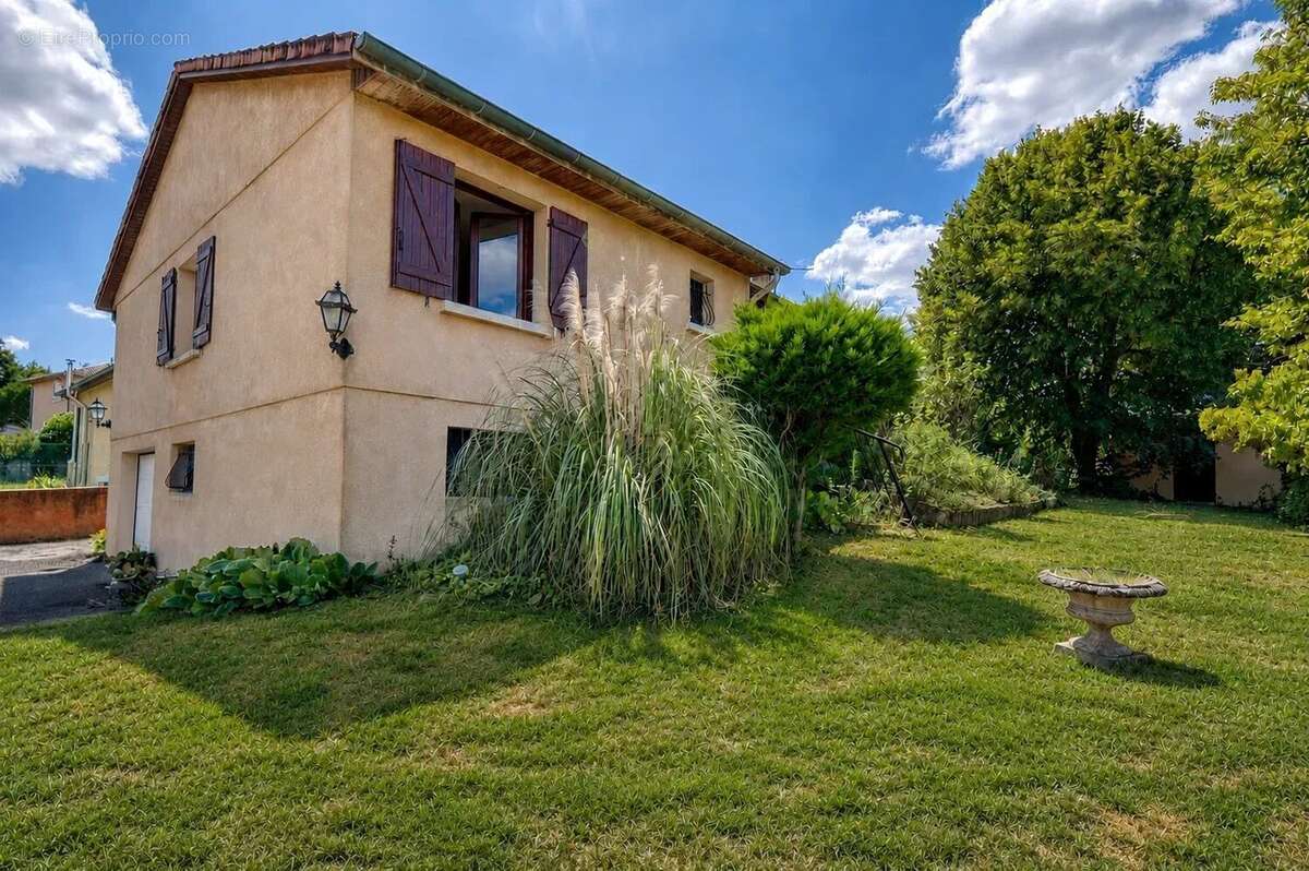 Maison à PUSIGNAN
