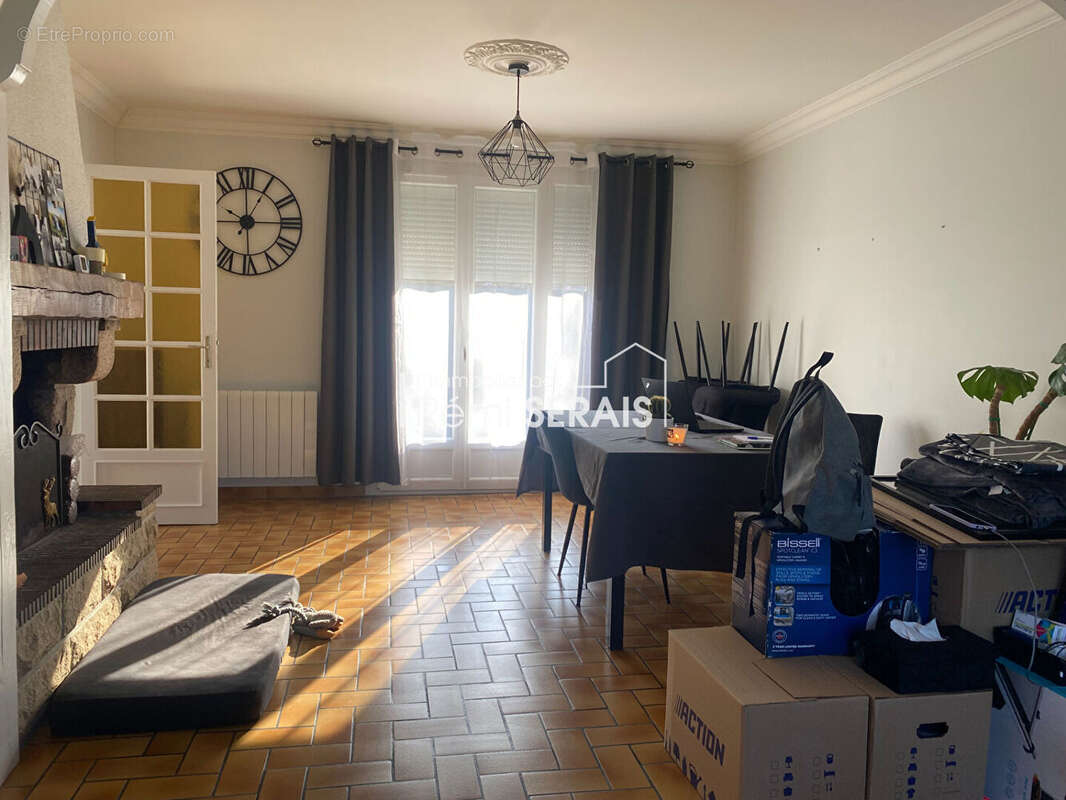 Maison à CONDE-SUR-SARTHE