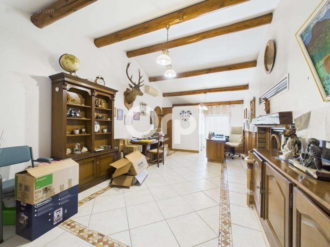 Maison à MONTAUROUX