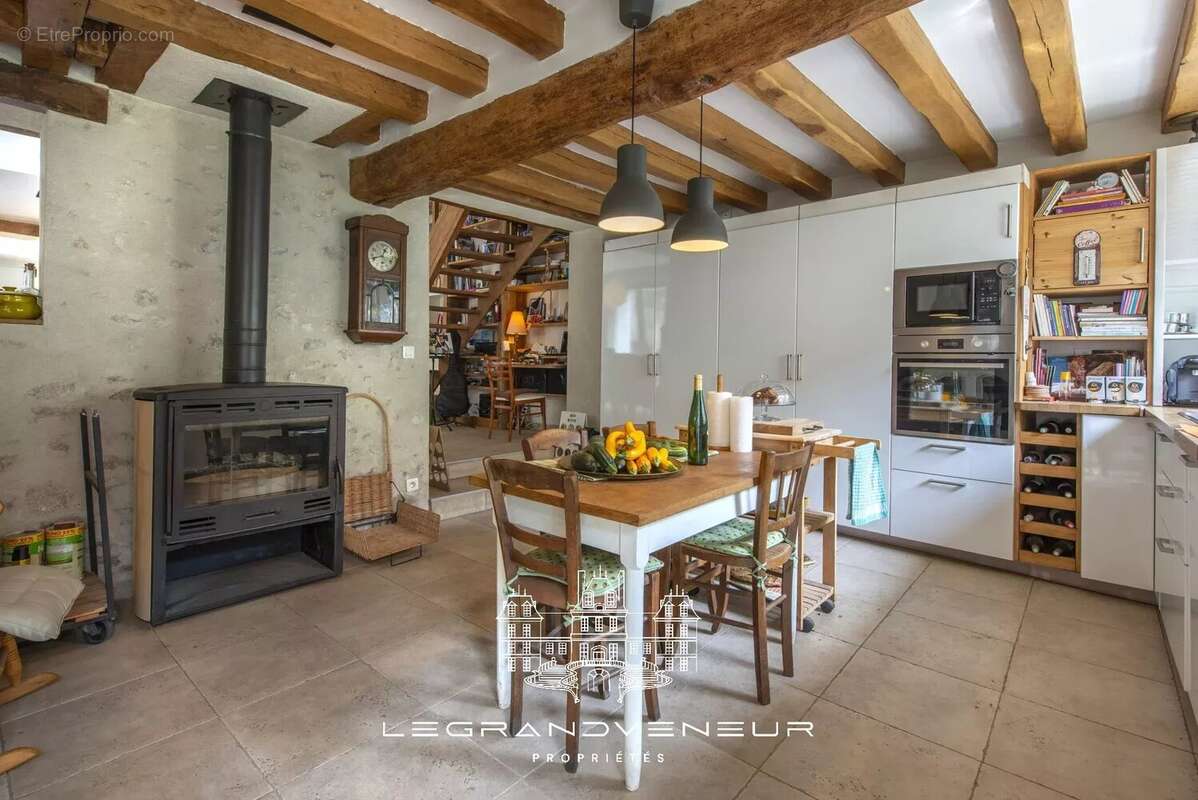 Maison à FONTAINEBLEAU