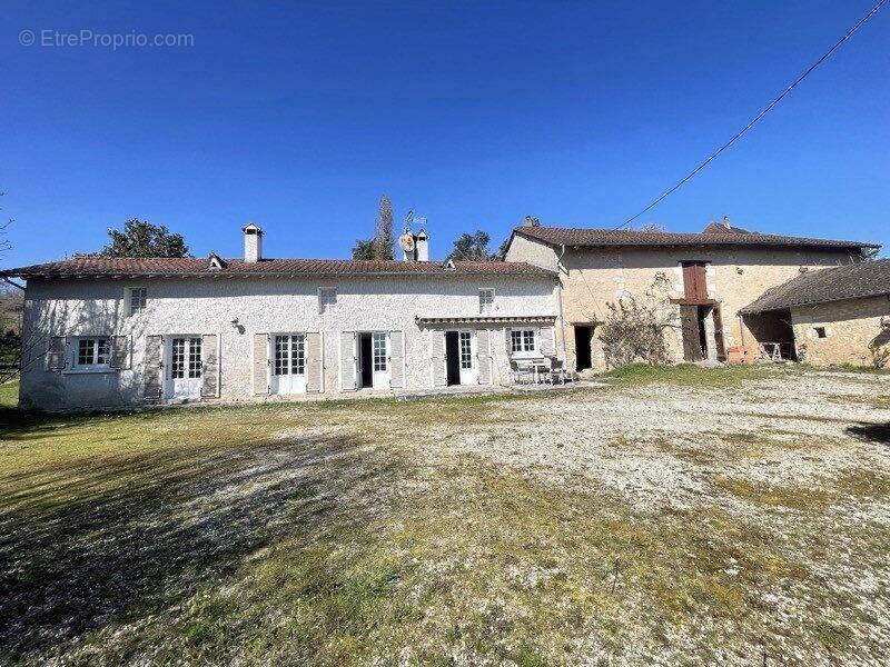 Maison à TRELISSAC