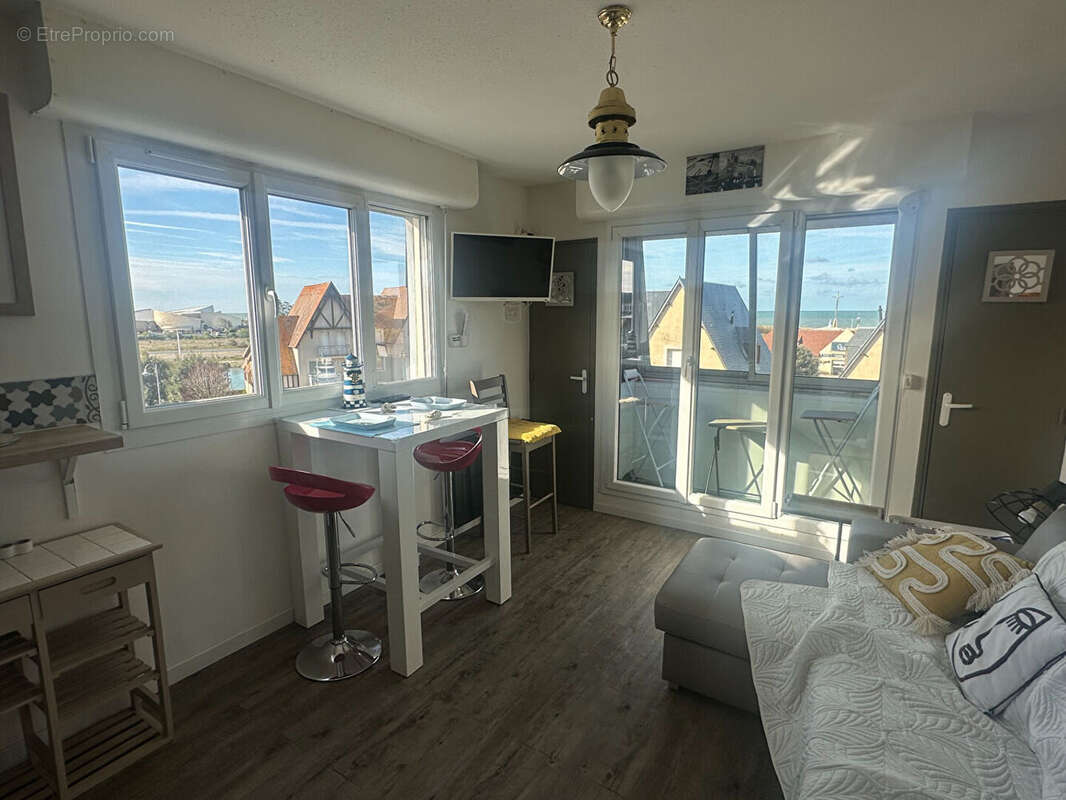 Appartement à COURSEULLES-SUR-MER