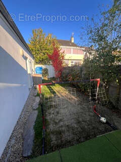 Maison familiale T5 de 105 m2 avec jardin & stationnement - photo 5