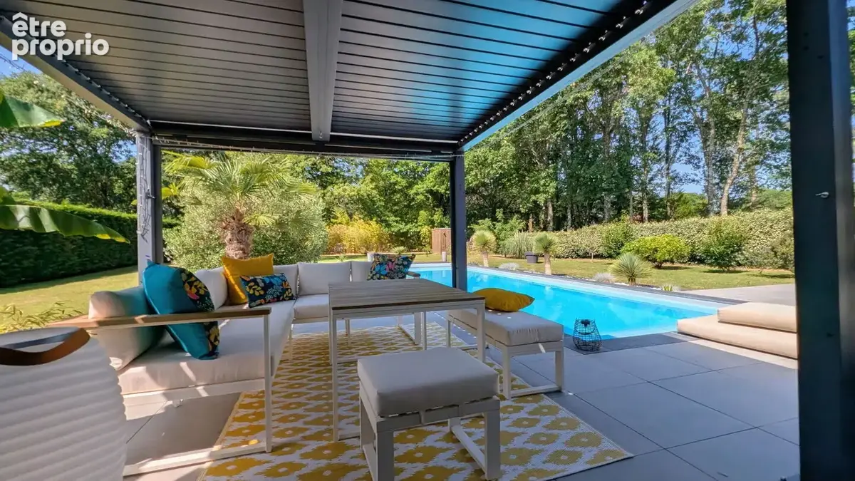 Maison 6 pièces 160 m² à vendre à Sainte-Foy (40190) - photo 1