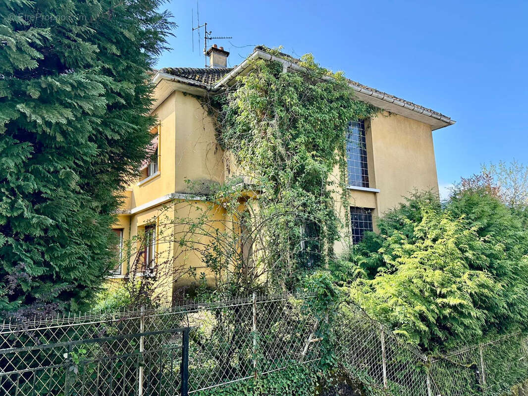 Maison à LUXEUIL-LES-BAINS
