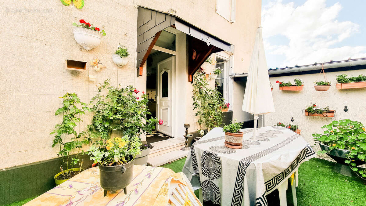 Appartement à CHARLEVILLE-MEZIERES