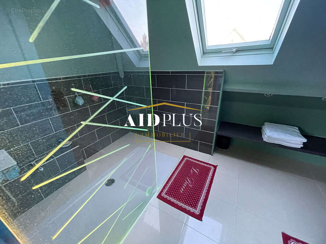 Maison à SAINT-LEU-LA-FORET