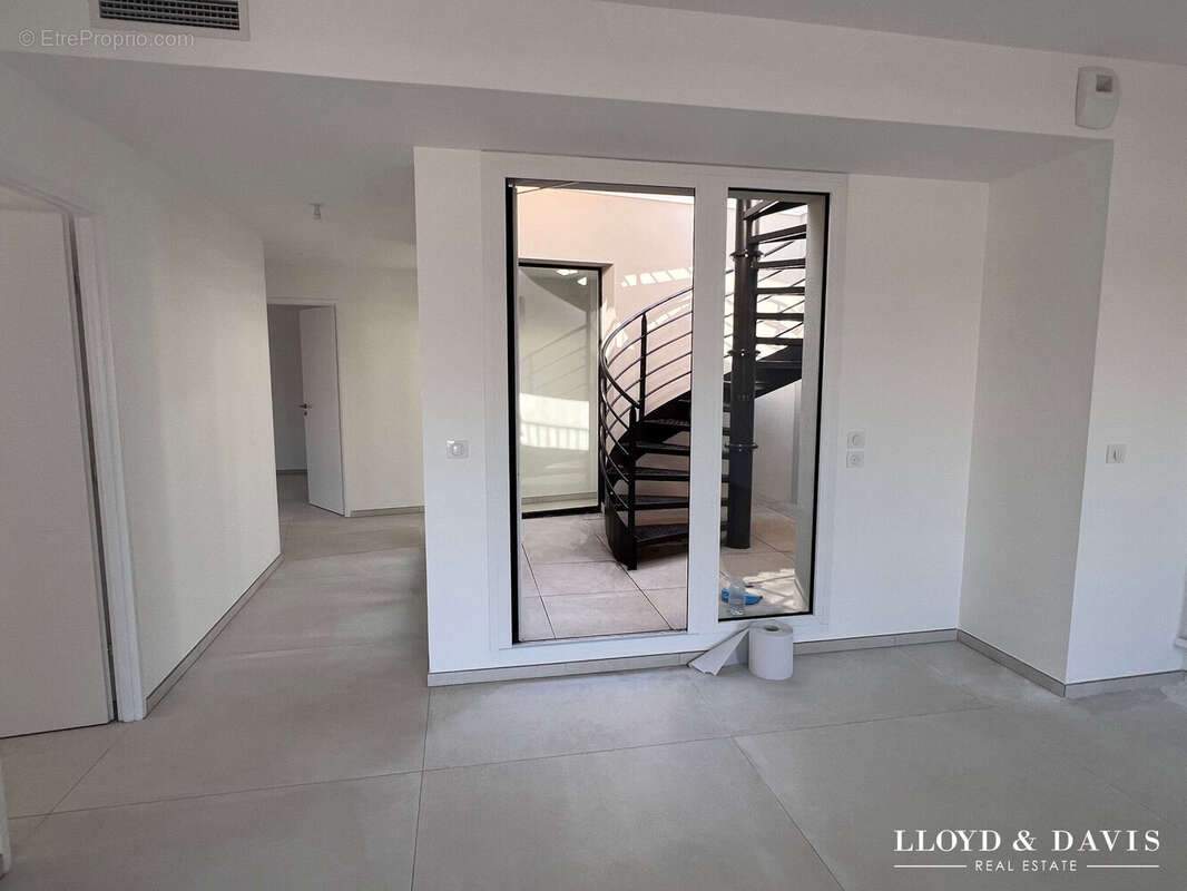 Appartement à SAINT-JEAN-DE-VEDAS