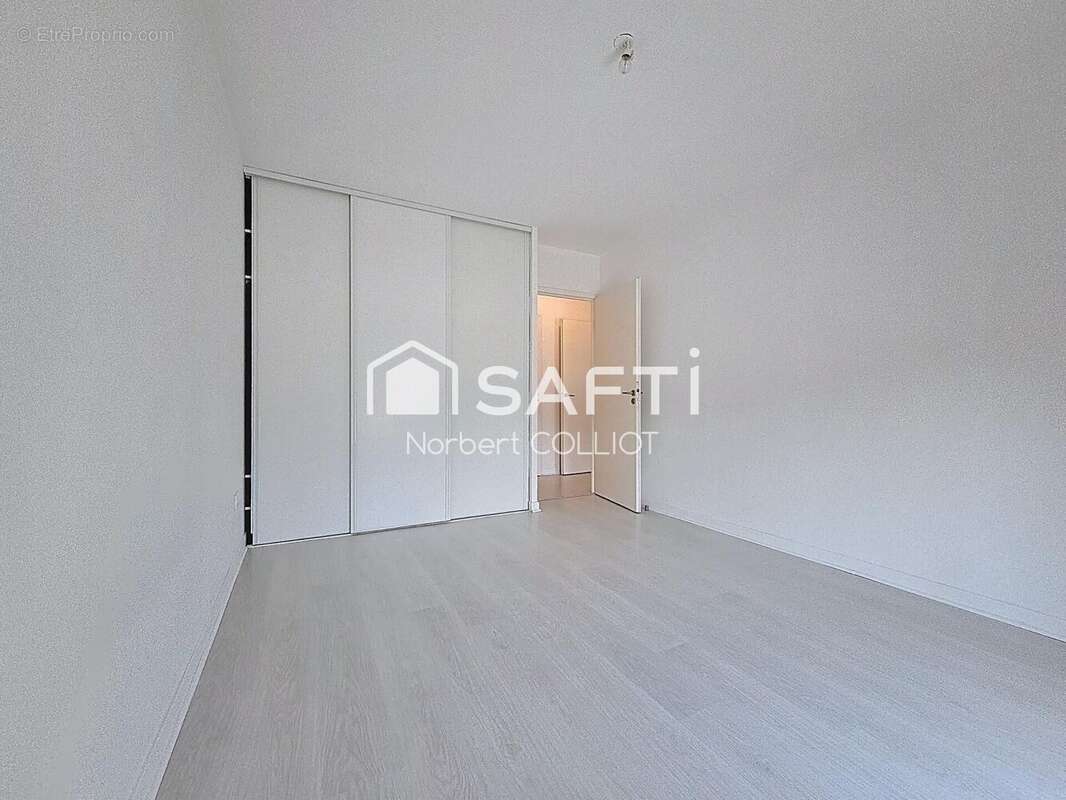 Photo 6 - Appartement à VELIZY-VILLACOUBLAY