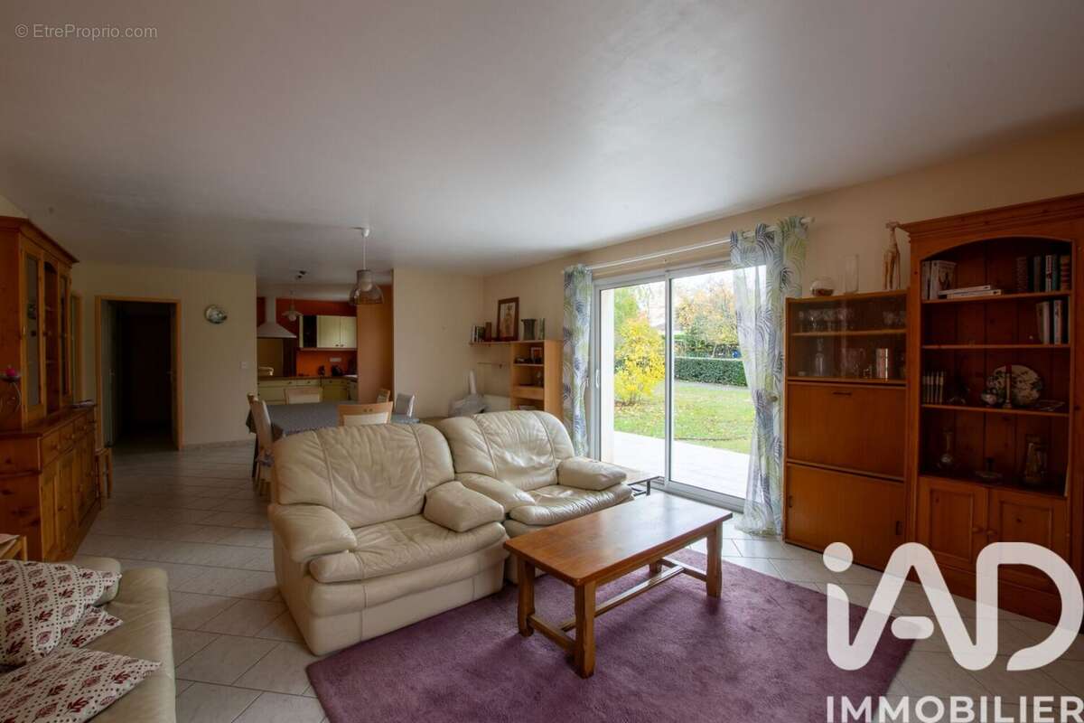 Photo 5 - Maison à DAMPIERRE-EN-BURLY