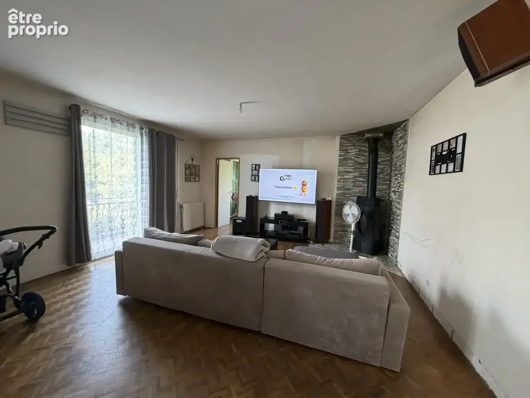 Maison 4 chambres avec terrain 2240 m2 ! - photo 11
