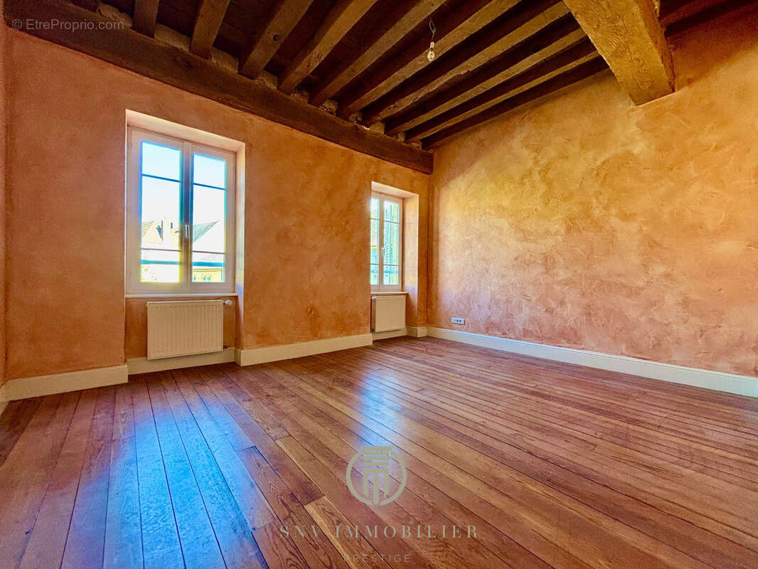 Maison à PARAY-LE-MONIAL