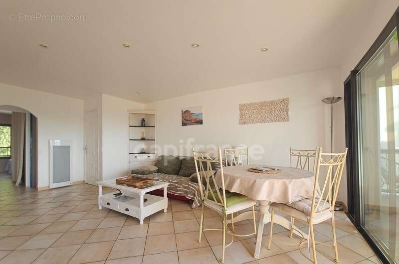 Appartement à CAVALAIRE-SUR-MER