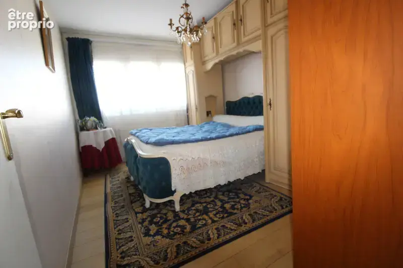 Appartement avec ASCENCEUR à vendre avec 3 CHAMBRES et 5 pièces LA ROCHE SUR YON (85) - photo 30