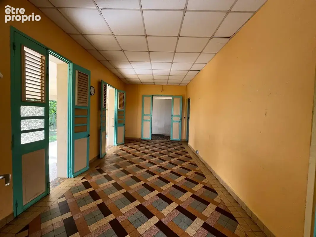 Prix en baisse !!! Maison F6 de 101m2 à rénover - photo 5