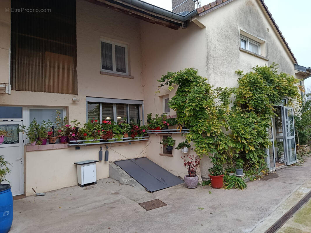 Maison à XOUSSE