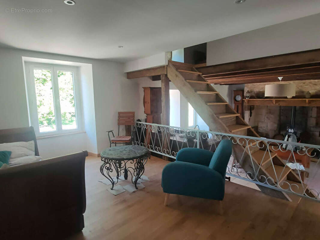 Coup de coeur : Superbe maison en pierre entièrement restaurée - photo 3