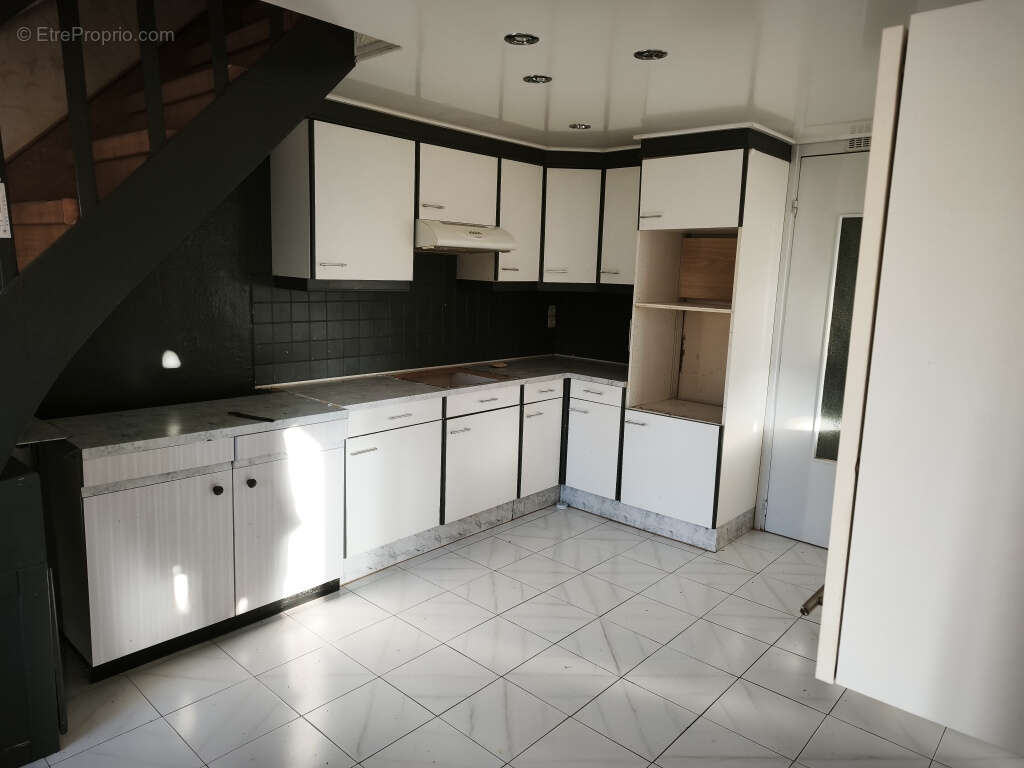 Maison à CHAZEY-SUR-AIN