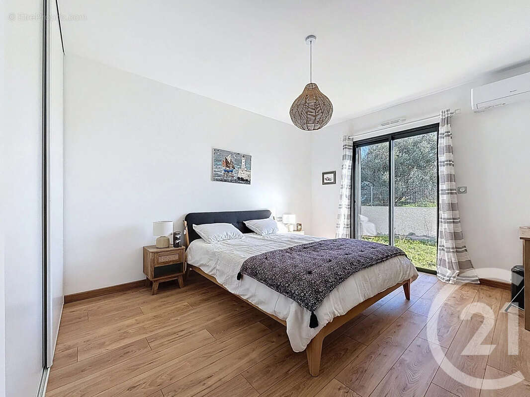 Maison à SANTA-LUCIA-DI-MORIANI