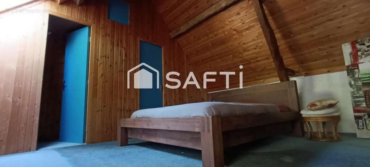 Maison 64 m² à Villaines-Les-Rochers  - photo 2