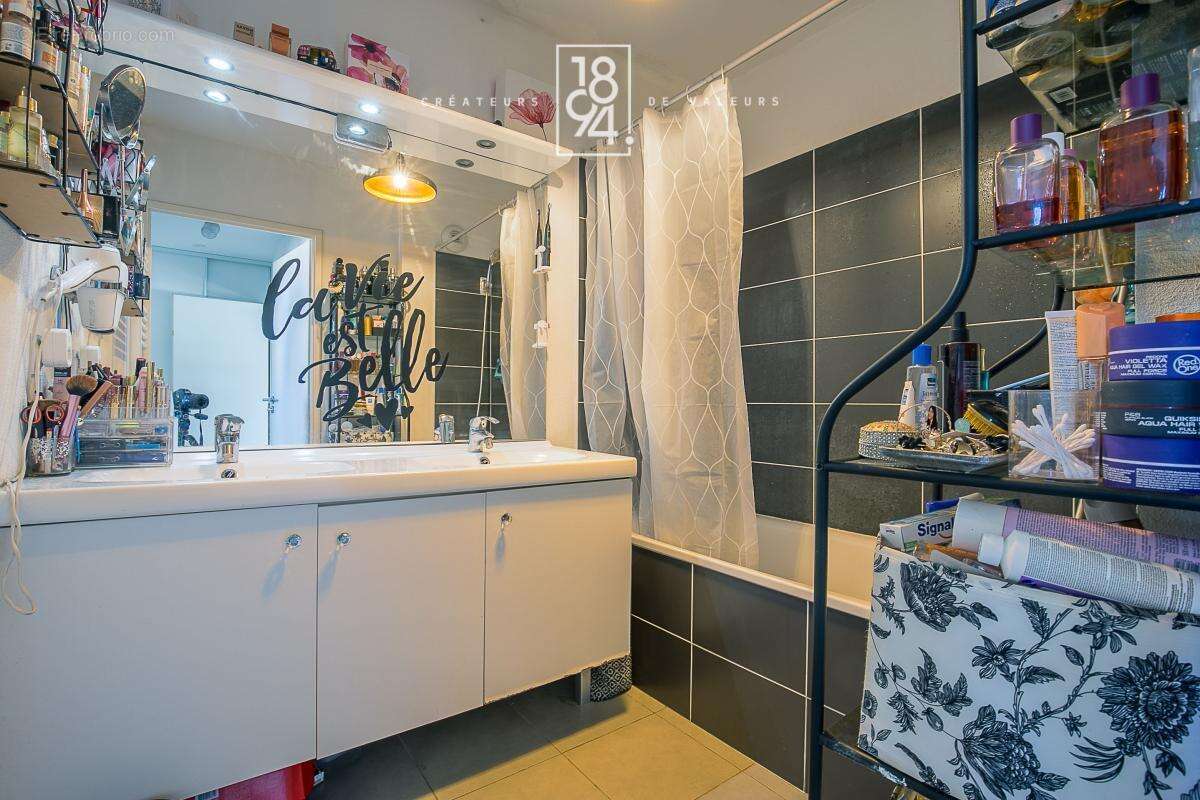Appartement à MARSEILLE-13E