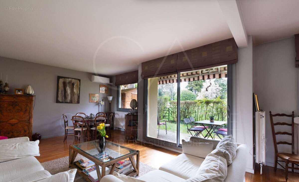 Appartement à TASSIN-LA-DEMI-LUNE