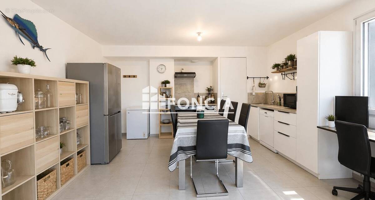 Appartement à LA CROIX-VALMER