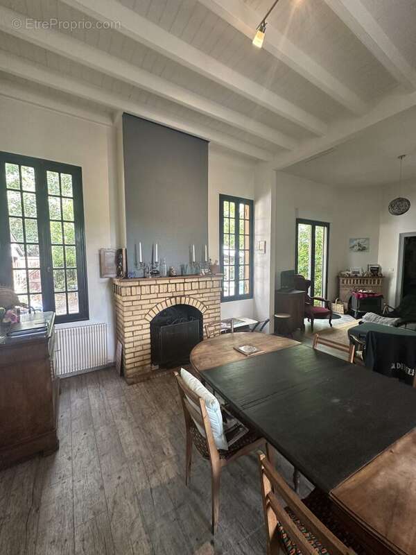 SALON SÉJOUR - Maison à LANTON