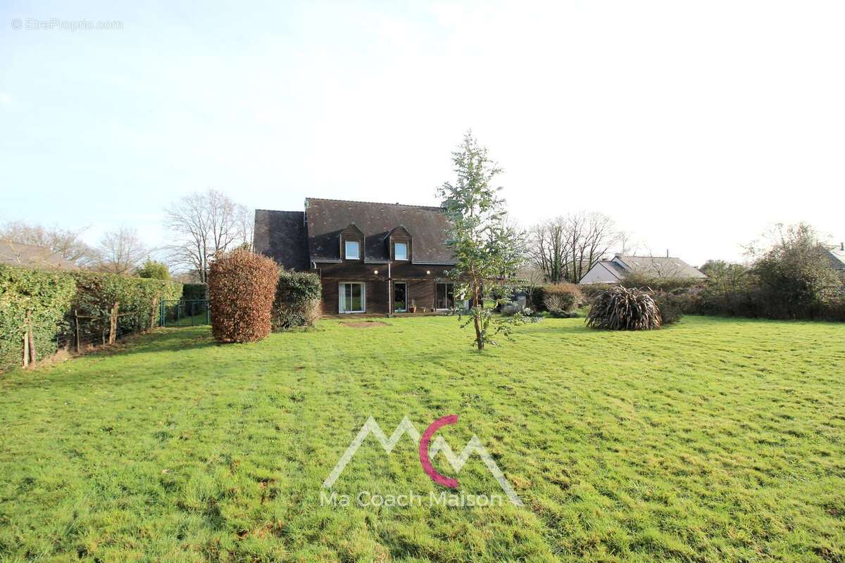 Maison à SAINTE-ANNE-SUR-BRIVET