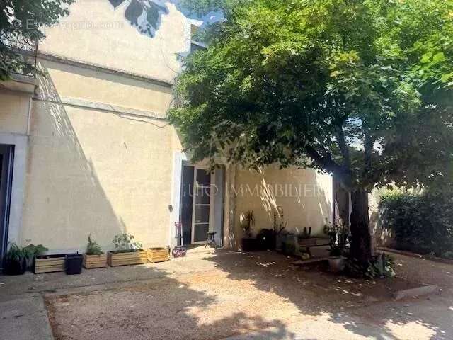 Appartement à LANSARGUES