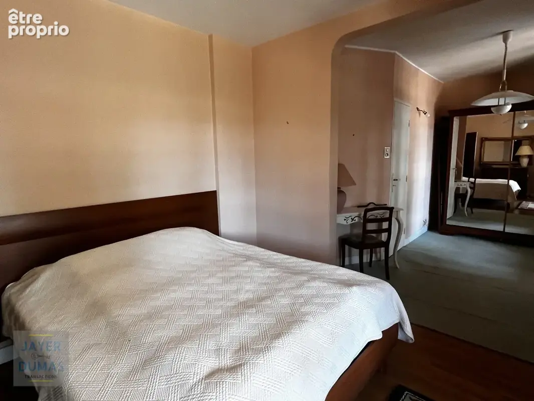 VIREY-LE-GRAND - Vaste Maison traditionnelle avec grande dépendance - - photo 7