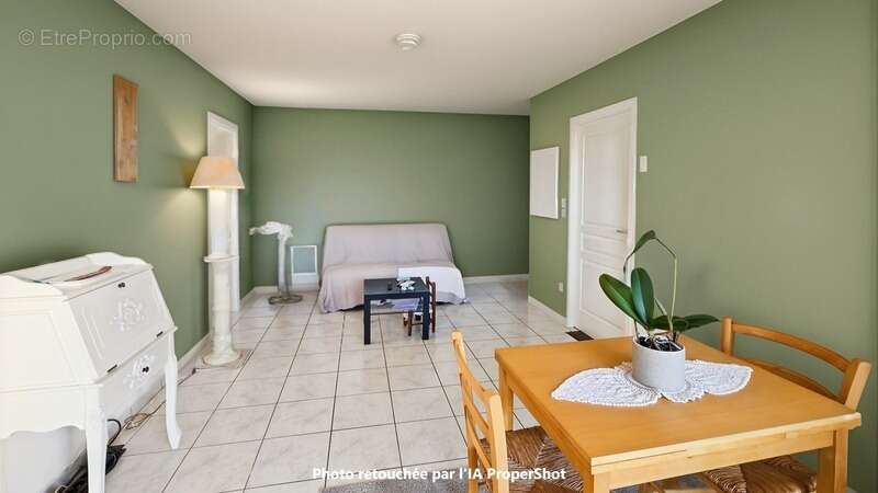 Appartement à SAINT-JEAN-D&#039;ANGELY