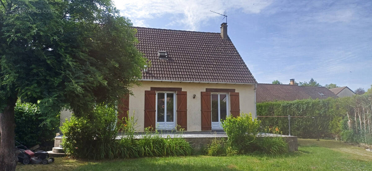 Maison à GASNY