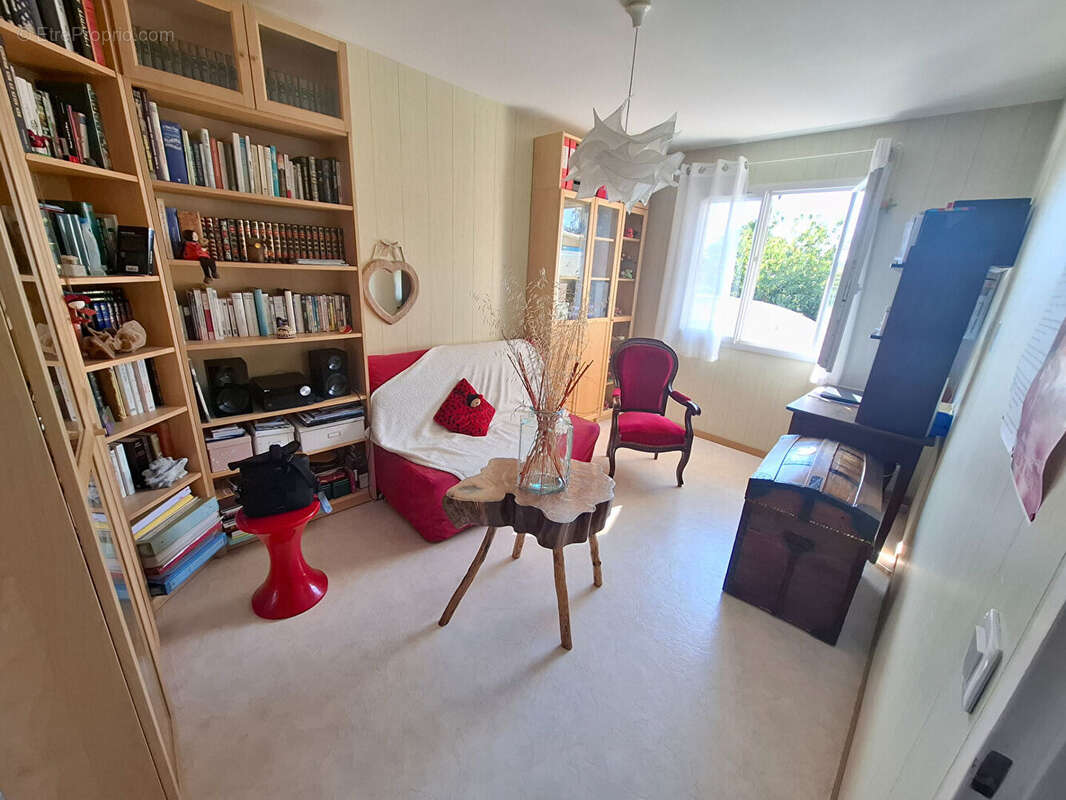 Maison à MONTREVEL-EN-BRESSE