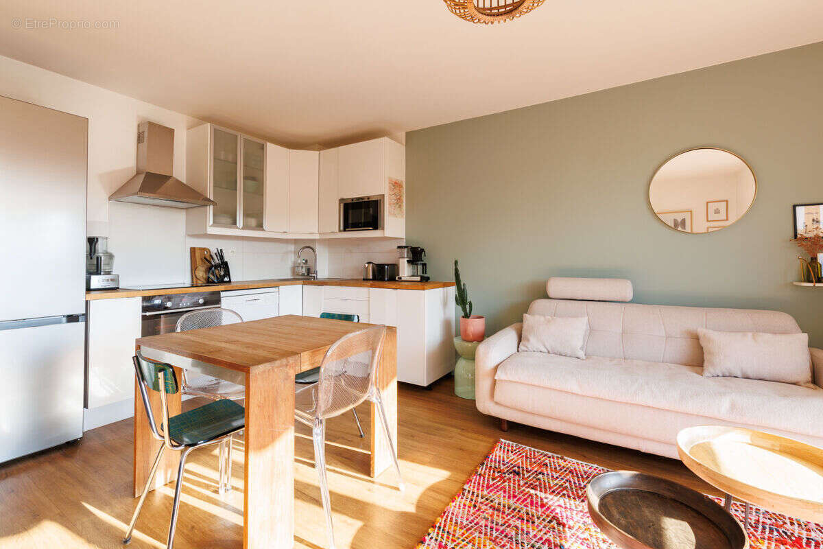 Photo 2 - Appartement à IVRY-SUR-SEINE