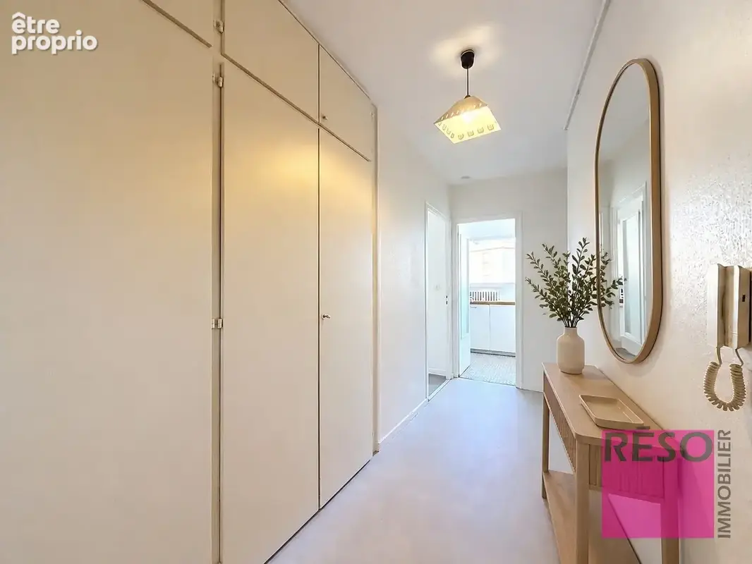 Appartement 1 pièce 41 m² à vendre à Ambilly (74100) - photo 8