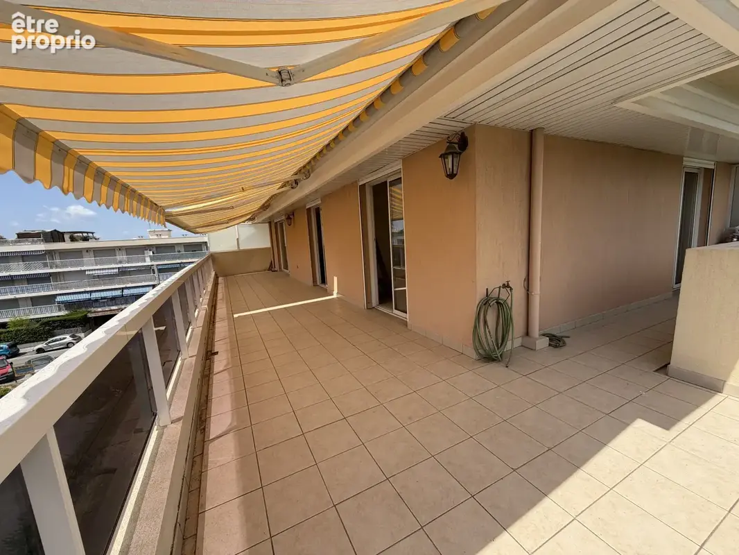 'Les Vespins' Superbe 3 Pièces vaste terrasse garage double - photo 7