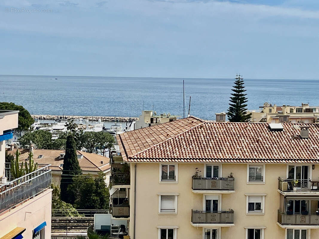 Appartement à BEAULIEU-SUR-MER