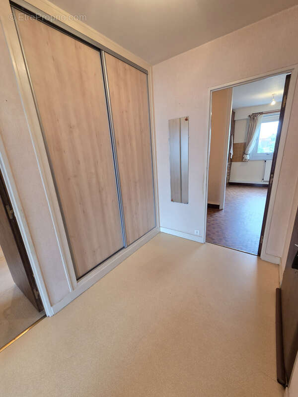 Appartement à MOULINS