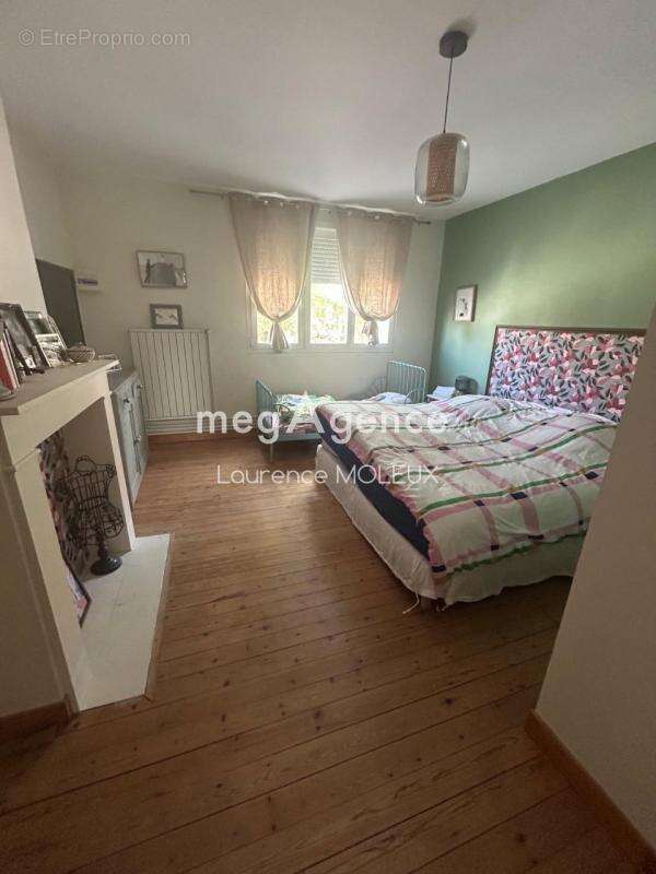 Maison à SAINT-MARTIN-BOULOGNE