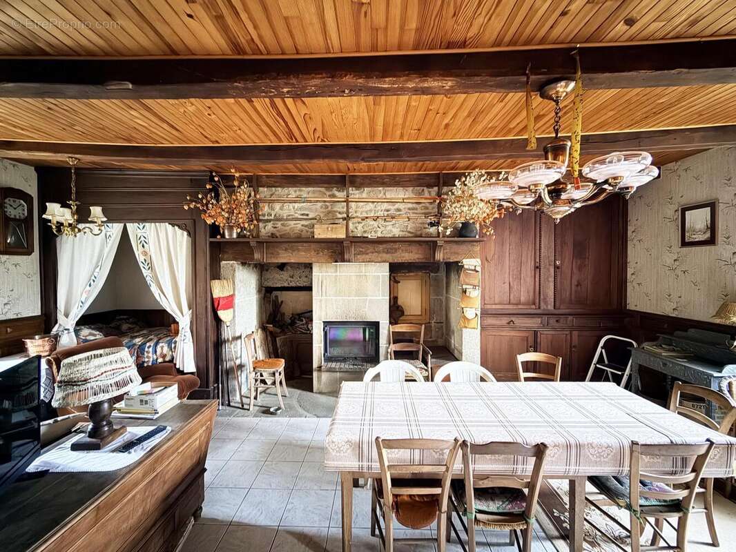 Photo 2 - Maison à LAMAZIERE-BASSE